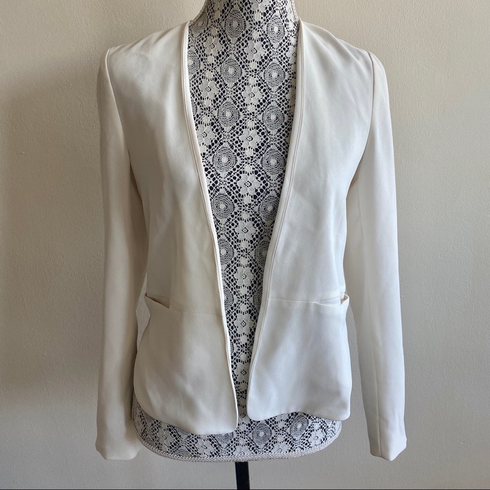 LOFT 82 Cream Blazer Small
